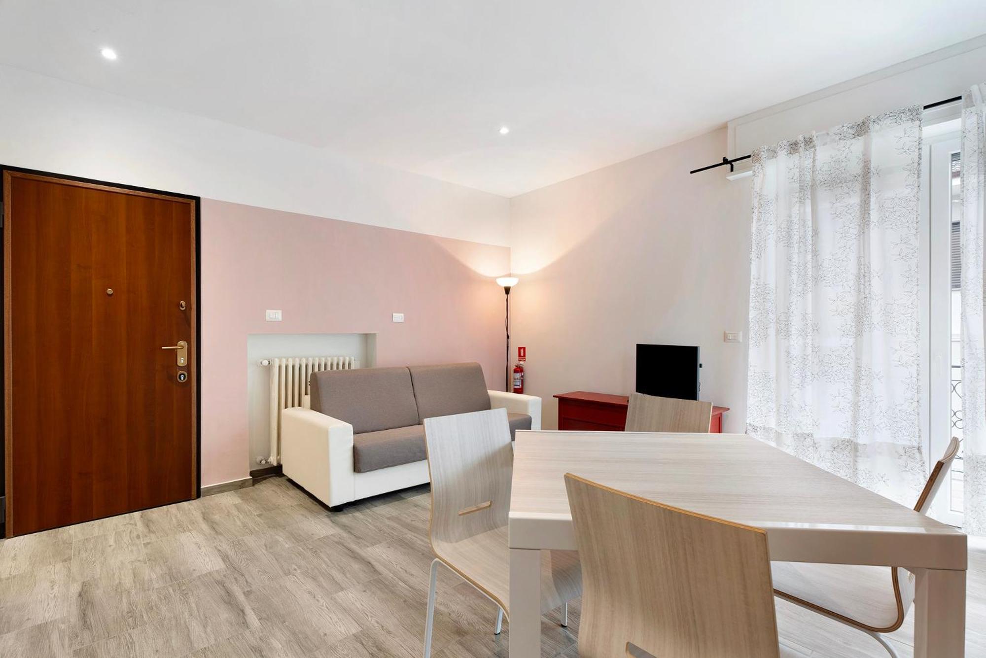 Sweet Home Apartments Peperoncino Arona Exterior foto